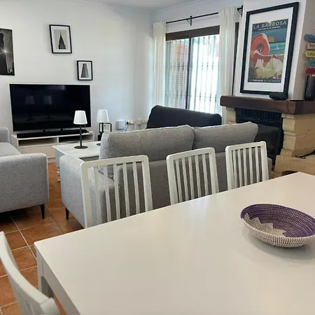 Urb Dona Violeta 500m Mar